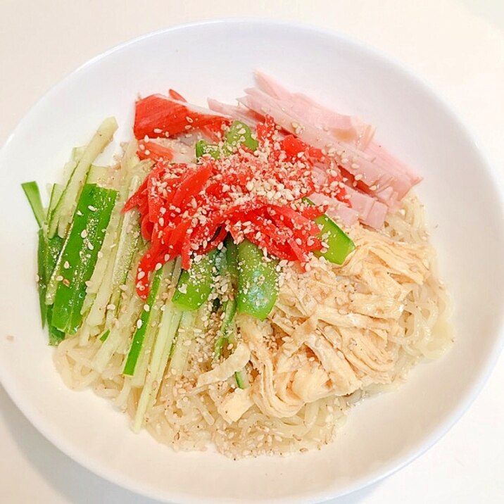 夏です 紅生姜とすり胡麻たっぷりの冷やし中華 レシピ 作り方 By えだ豆カシューナッツ 楽天レシピ 夏です 紅生姜とすり胡麻たっぷりの冷やし中華 レシピ 作り方 By えだ豆カシューナッツ 楽天レシピ